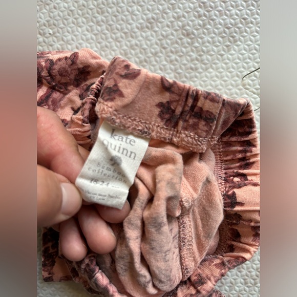 Kate Quinn Pant - Picture 4 of 4